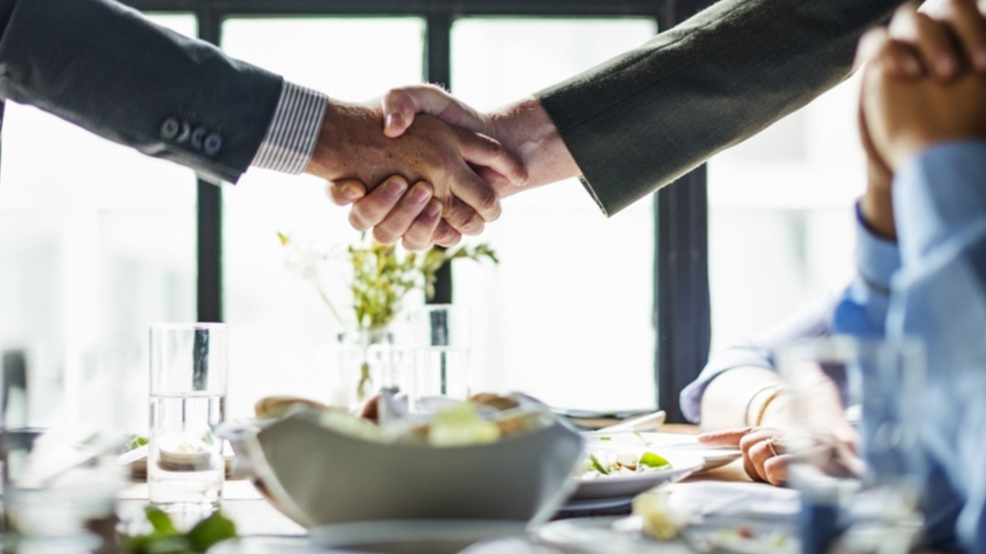 Where should you take your business partner? The best negotiation tips in one place!
